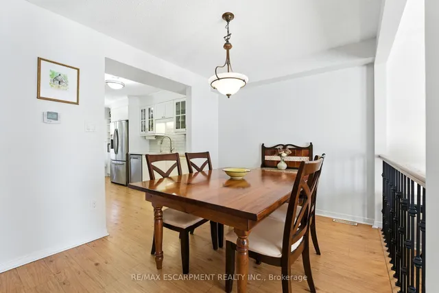 Additional image 16 of 1559 Riley Ave