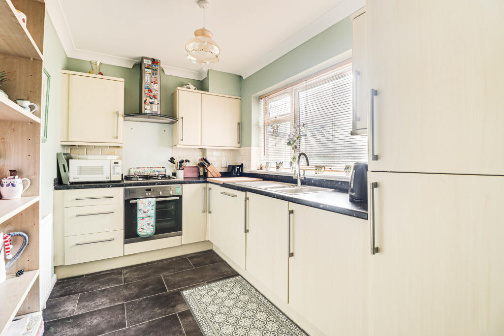 Additional image 16 of St. Nicholas Court, Harpenden, Hertfordshire, AL5