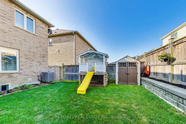 Additional image 38 of 74 Bradley Ave