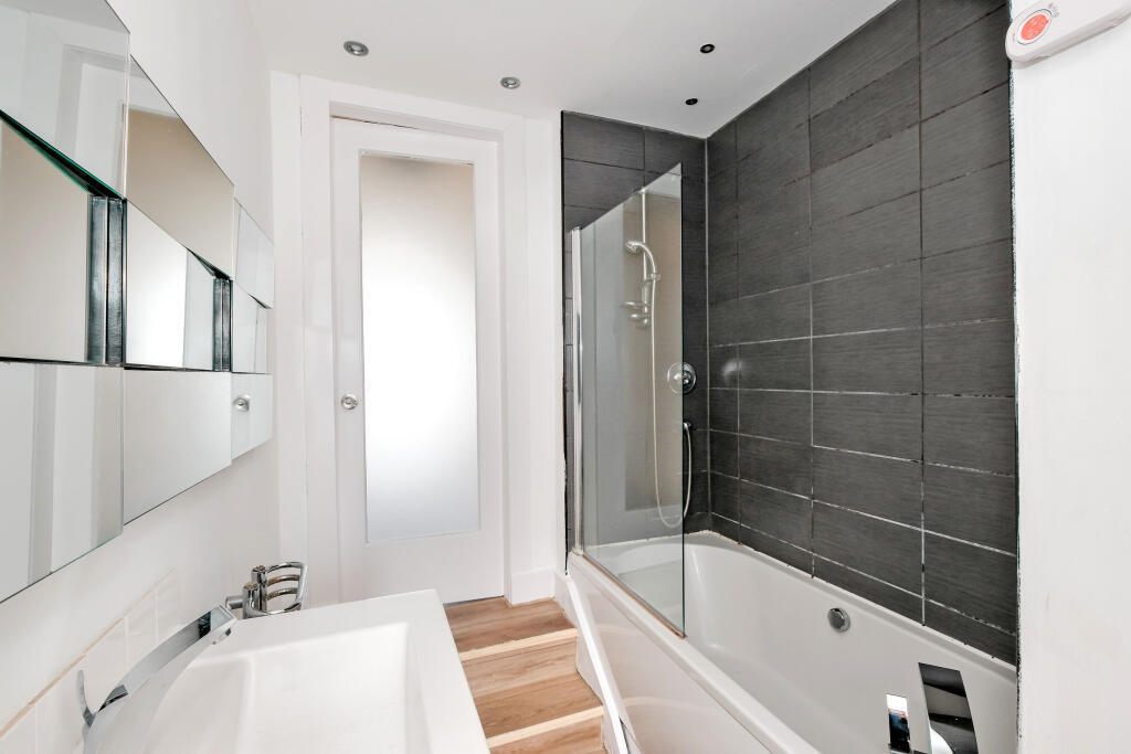 Additional image 12 of 102 Leslie Terrace, Kittybrewster, Aberdeen, AB25