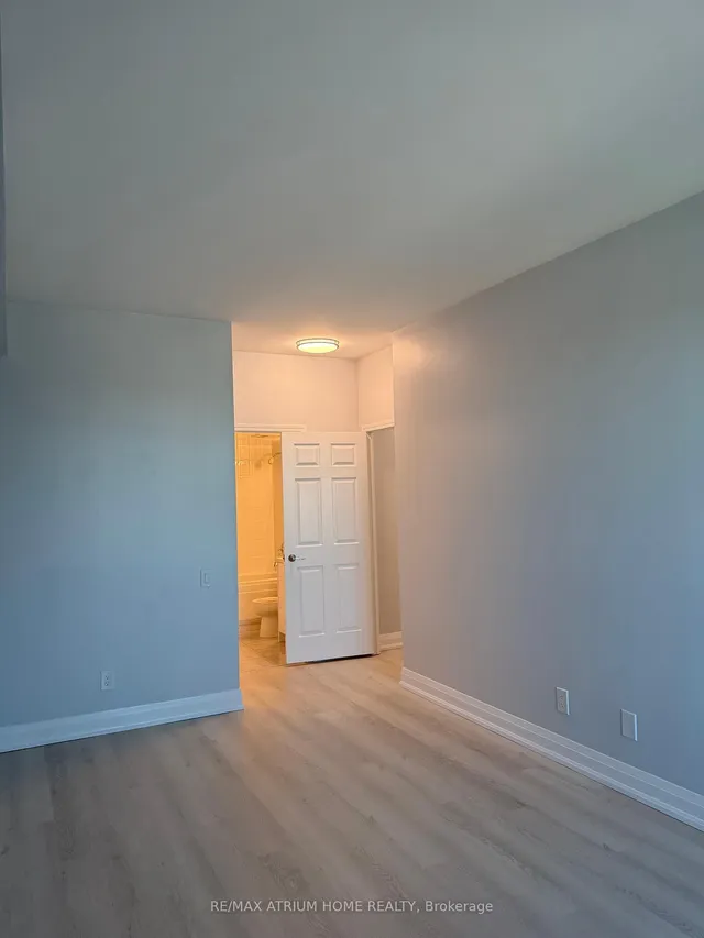 Additional image 35 of 33 Empress Ave Unit 3002