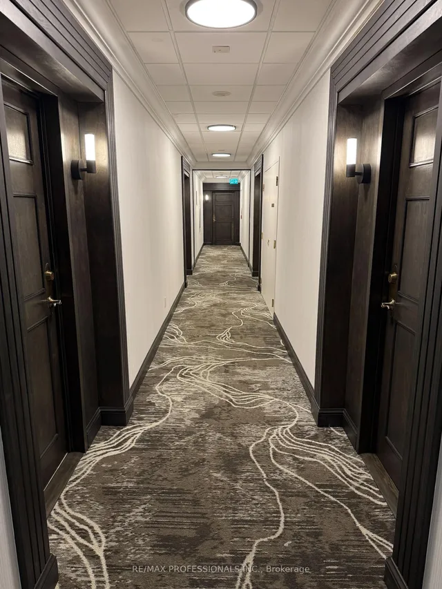 Additional image 8 of 700 Humberwood Blvd Unit PH21