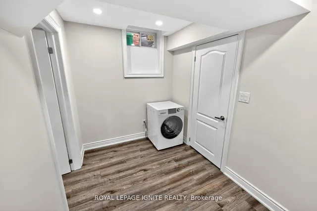 Additional image 35 of 24 Micarta Ave