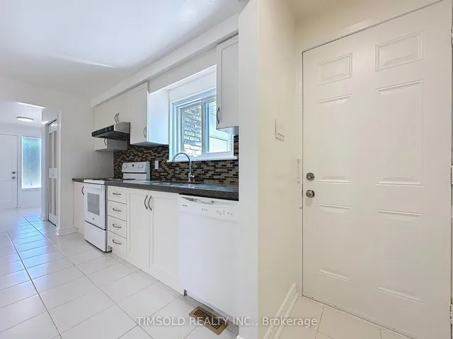 Additional image 16 of 6 Lofthouse Sq