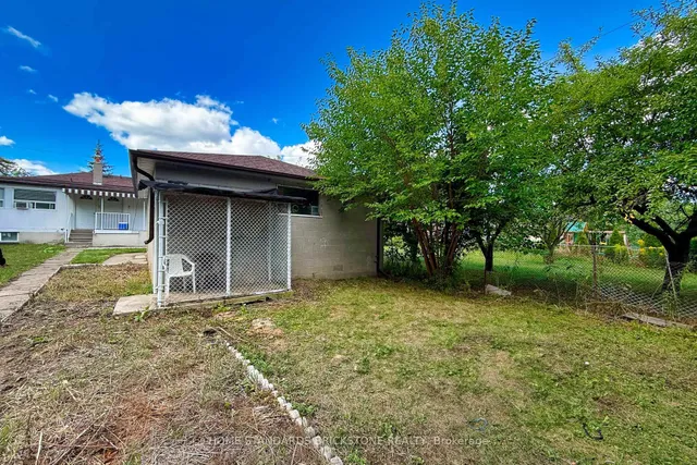 Additional image 27 of 19 Granite St