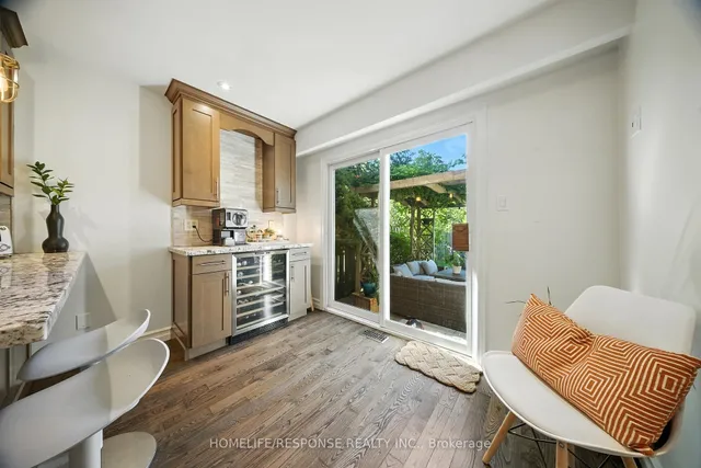 Additional image 12 of 1464 JEFFERSON Cres