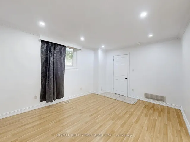 Additional image 8 of 18 Mary St