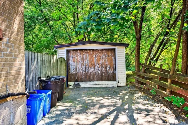 Additional image 43 of 111 Leland St