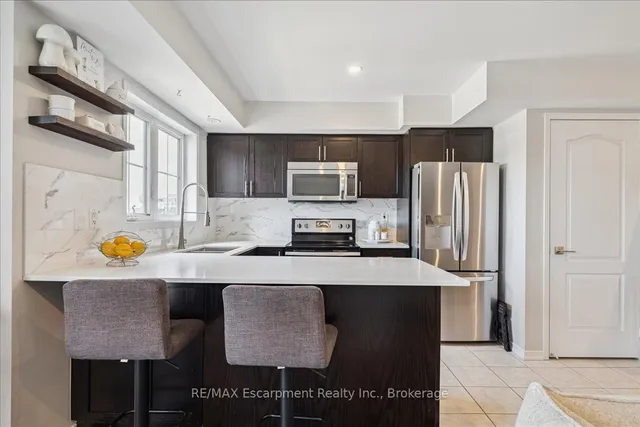 Additional image 15 of 2508 Post Rd Unit 17