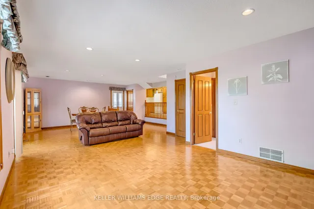 Additional image 17 of 203 Margaret Ave