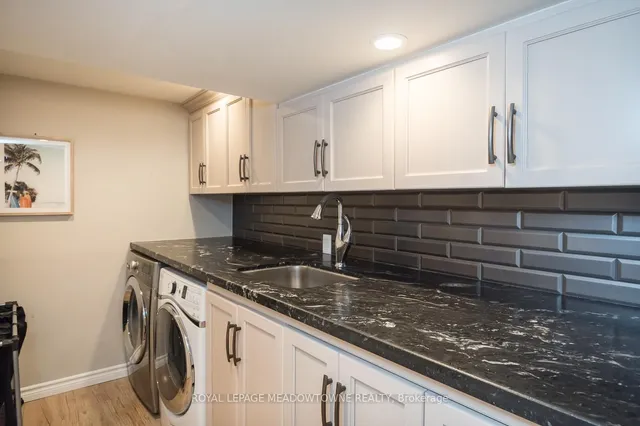 Additional image 34 of 613 Foster Crt