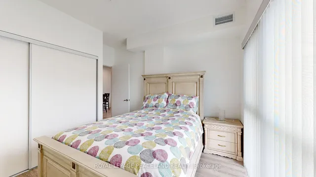 Additional image 7 of 2150 Lawrence Ave Unit 204