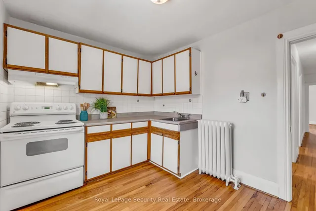 Additional image 18 of 427 Glenholme Ave