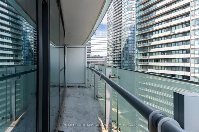 Additional image 30 of 14 York St Unit 2402