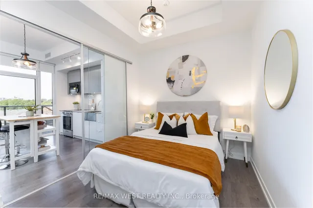 Additional image 16 of 270 Dufferin St Unit 413