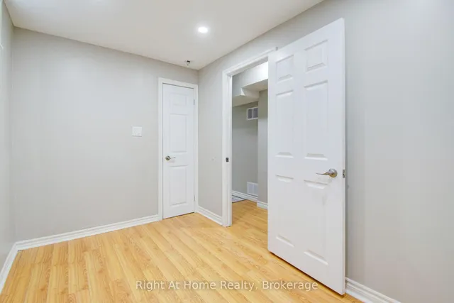 Additional image 40 of 63 Martindale Cres