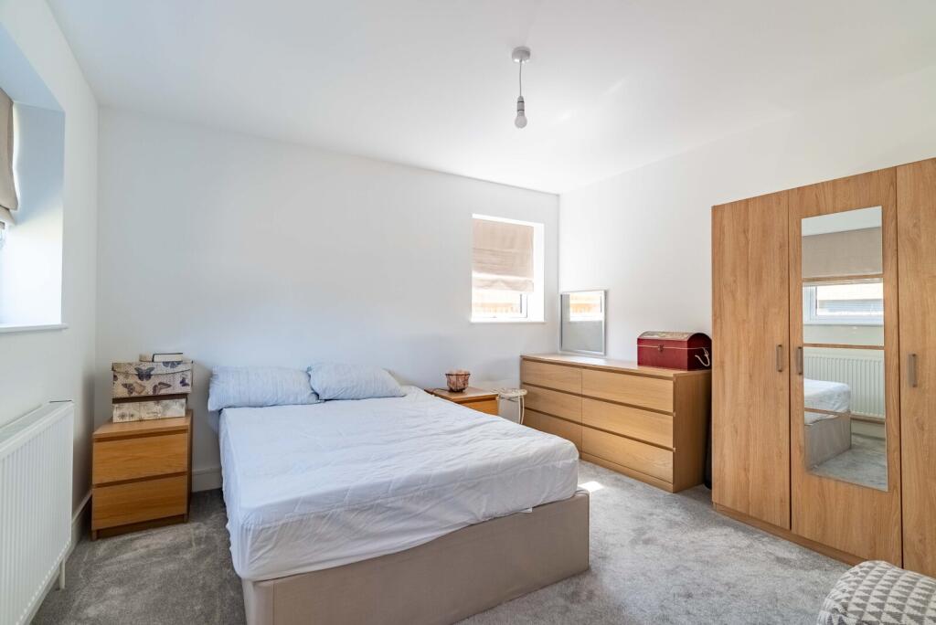 Additional image 4 of High Street, London Colney, St. Albans, Hertfordshire, AL2