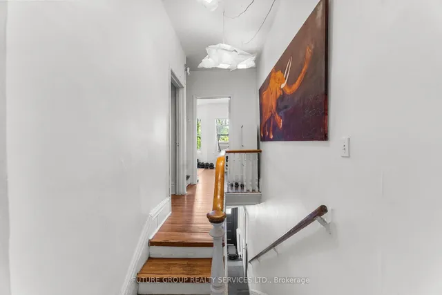 Additional image 12 of 10 Borden St