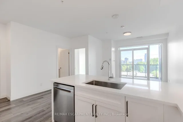 Additional image 8 of 500 Brock Ave Unit 906