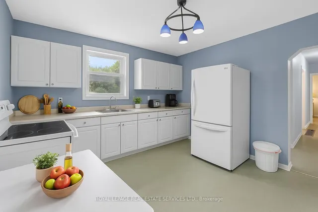 Additional image 8 of 147 Poplar Rd