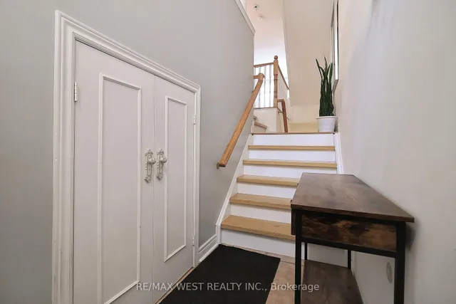 Additional image 27 of 8 James Stock Path