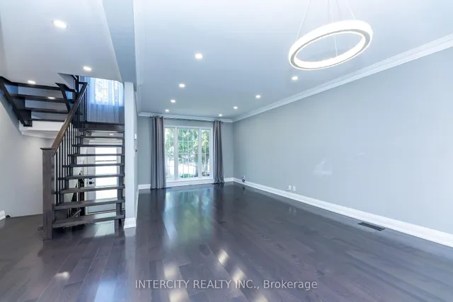 Additional image 21 of 19 Marowyne Dr