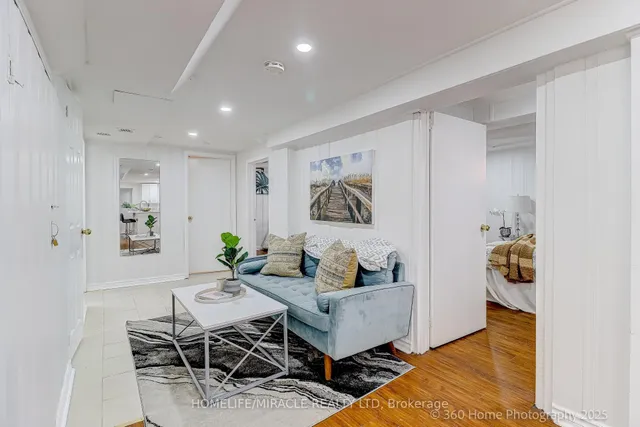 Additional image 12 of 34 Merrian Rd