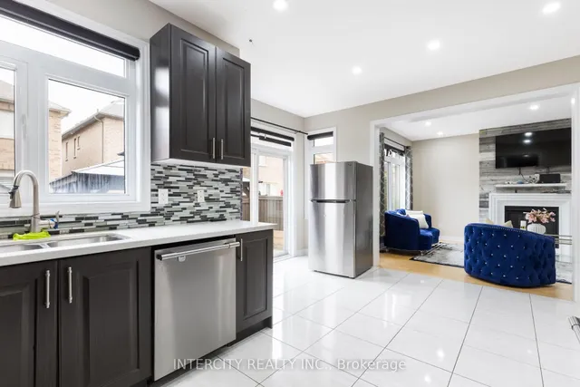 Additional image 21 of 20 Russell Creek Dr