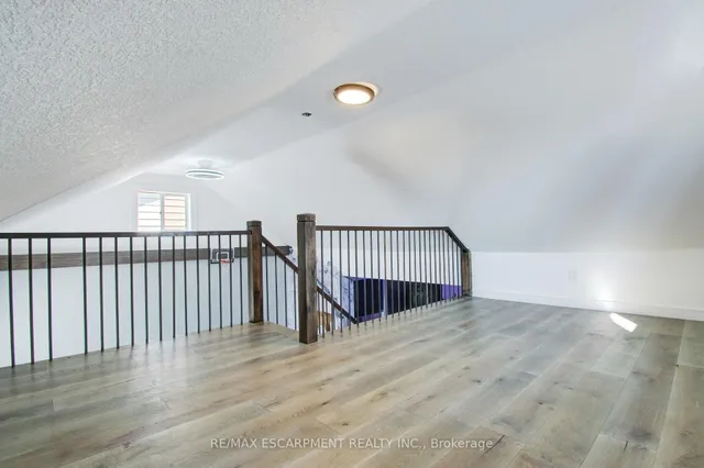 Additional image 34 of 85 East 37th St