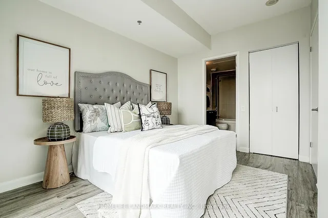 Additional image 29 of 375 King St Unit 3103