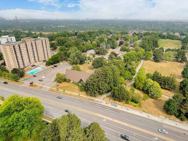 Additional image 33 of 3300 Don Mills Rd Unit 2303