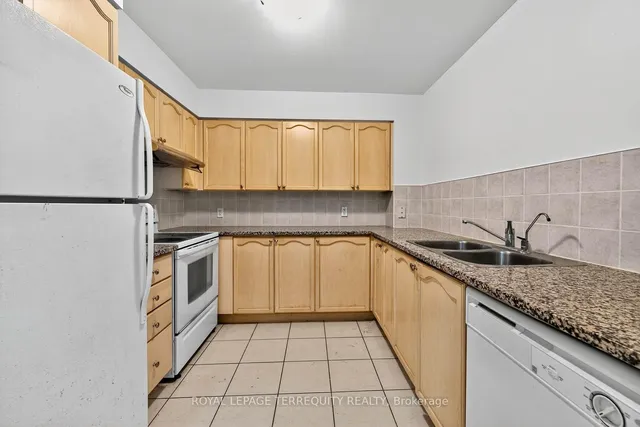 Additional image 19 of 23 Hollywood Ave Unit 2610