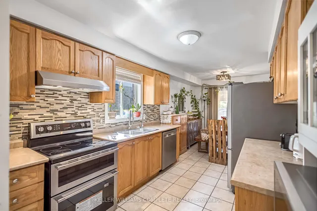 Additional image 9 of 16 JESSICA St