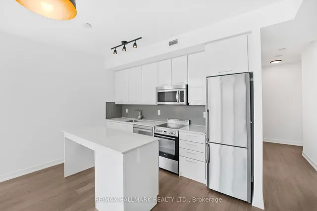 Additional image 4 of 105 George St Unit 1704