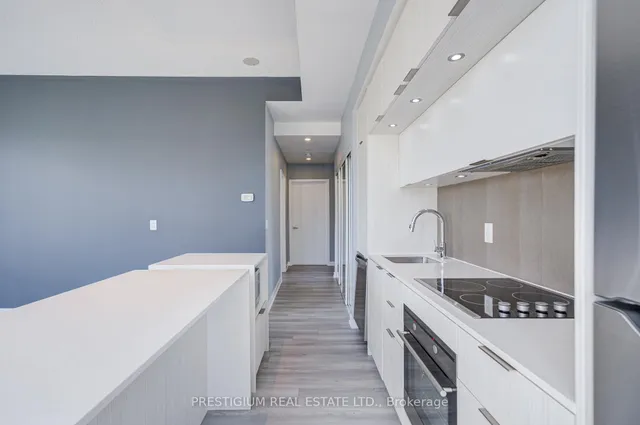 Additional image 17 of 170 Sumach St Unit 418