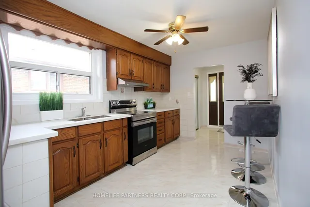 Additional image 12 of 50 Hasbrooke Dr