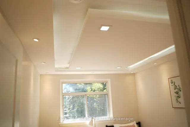 Additional image 15 of 51 Vodden Crt