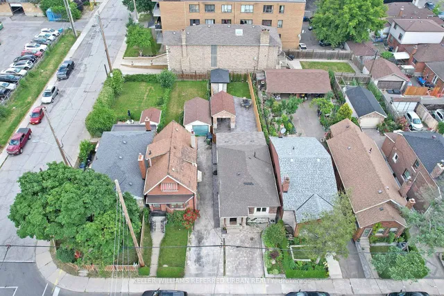 Additional image 49 of 19 Bicknell Ave