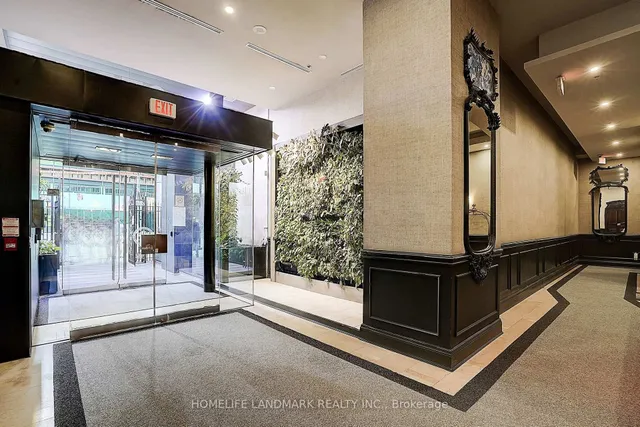 Additional image 4 of 375 King St Unit 3103