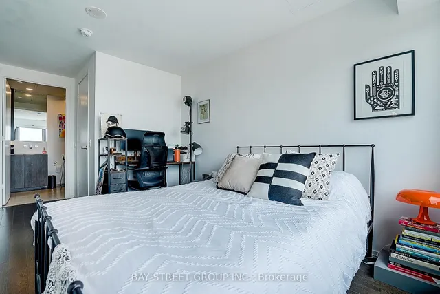 Additional image 41 of 12 Bonnycastle St Unit 1005