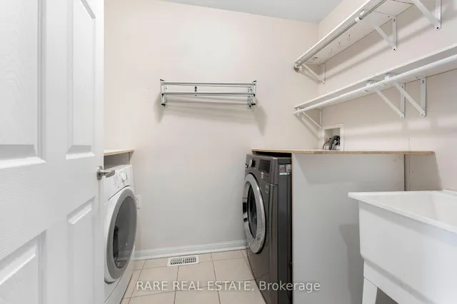 Additional image 29 of 953 Rigo Cross