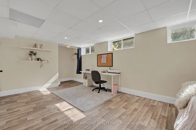 Additional image 34 of 142 McNeilly Rd