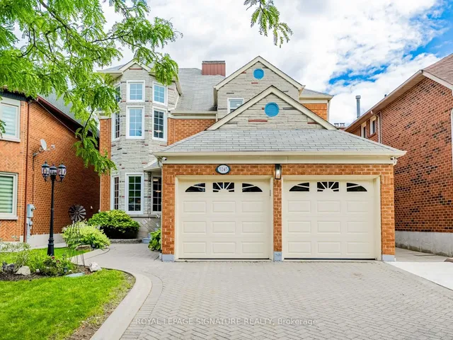 5245 Champlain Tr
