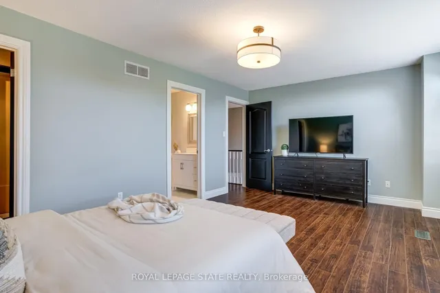 Additional image 21 of 143 Foxborough Dr