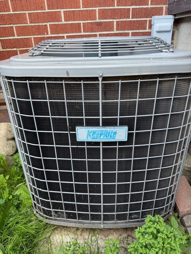 Additional image 7 of 14 Barons Ave