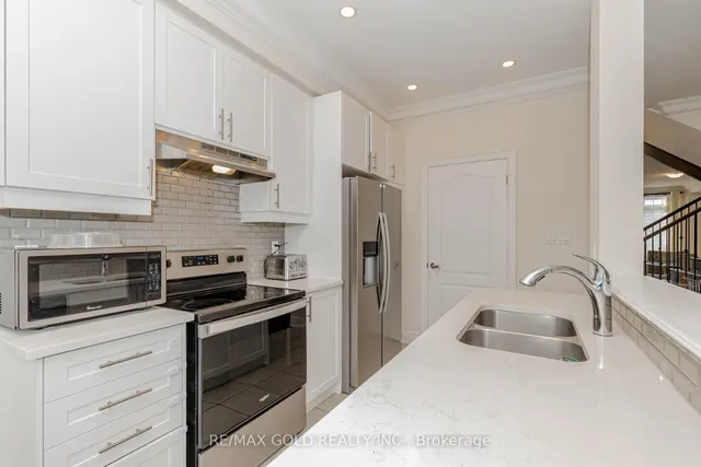Additional image 15 of 34 Folgate Cres