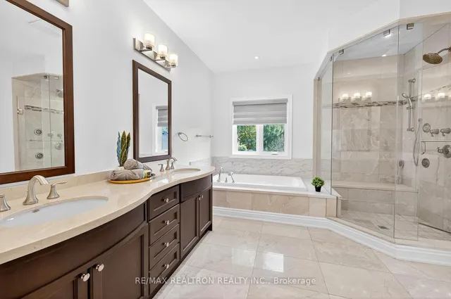 Additional image 29 of 63 Reidmount Ave