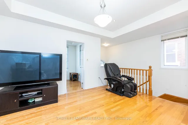 Additional image 5 of 3 Ferguson St