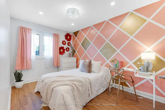 Additional image 20 of 38 Rodwell Crt