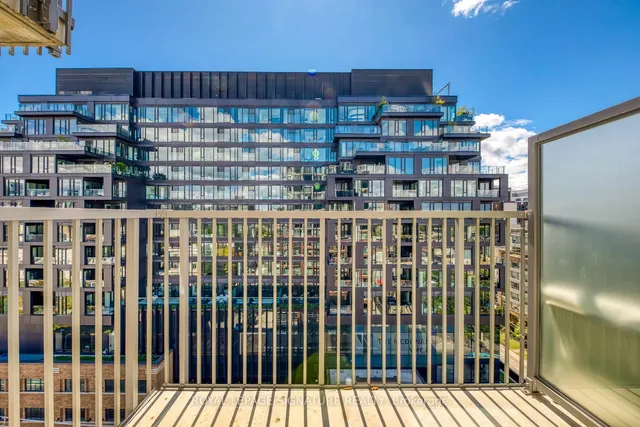 Additional image 19 of 2 Augusta Ave Unit 1003